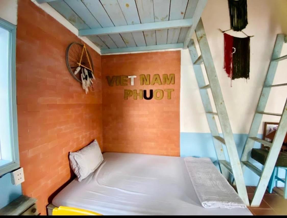 Vietnam Phuot Real Home Kon Tum Экстерьер фото